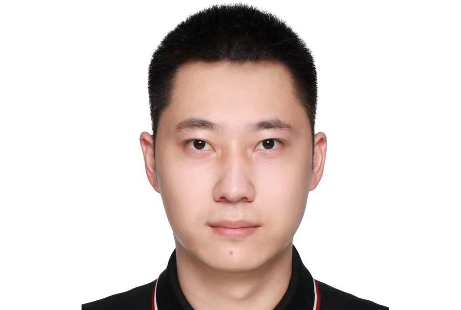 侯锐